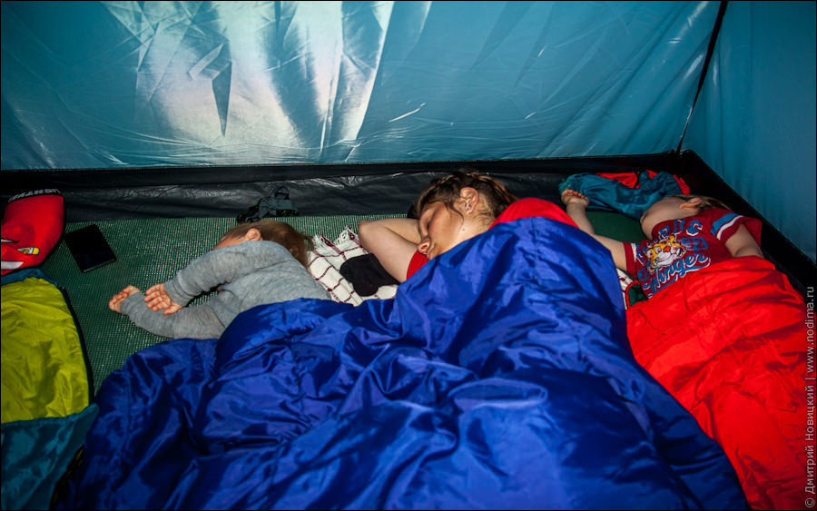 Ночуем в палатке