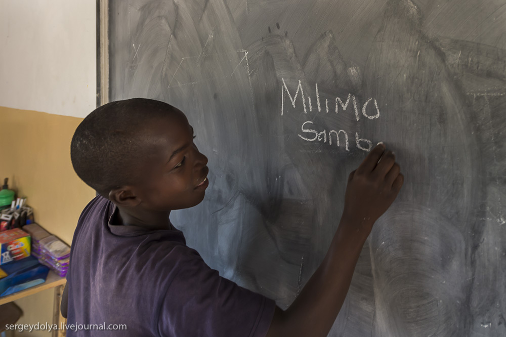 Школа в Замбии